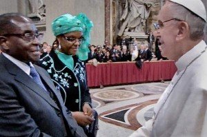 Robert Mugabe, with his wife Grace, greet Catholic Pope Francis, March 2013 (Photo: thetimes.co.uk)
