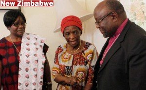 Anglican Bishopof Harare Chad Gandiya, his wife Faith (left) and Victoria Chitepo (centre). (Photo: New Zimbabwe)